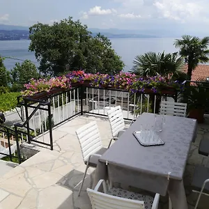 Romana , Opatija Kroatien